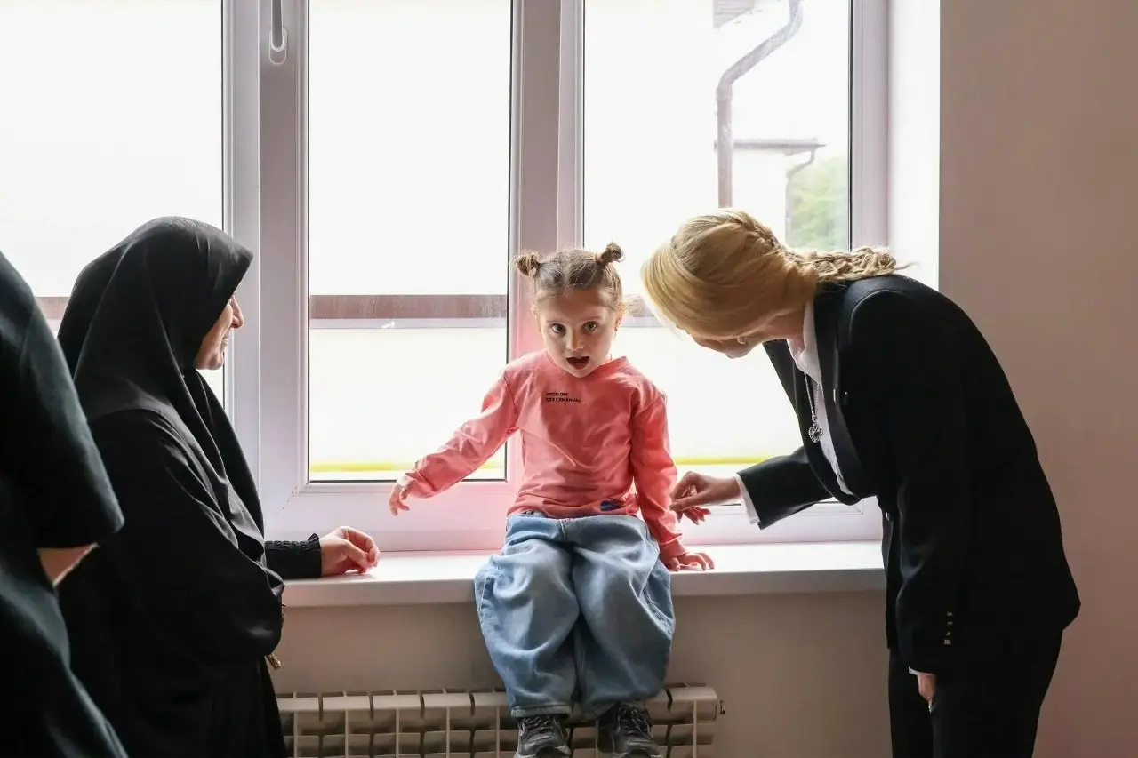 В Республике Дагестан выдали ключи от новых домов 52 семьям, пострадавшим от паводков
Новоселы получили ключи в поселке Мамедкале, что стало возможно благодаря совместной работе федеральных, региональ... | Сетка — социальная сеть от hh.ru