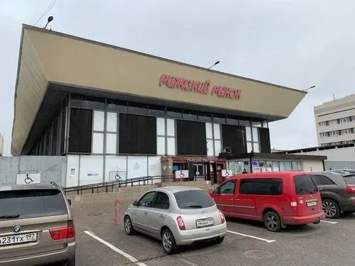 Рижский цветочный рынок выставят на торги за ₽155 млн 🌸🏢 | Сетка — социальная сеть от hh.ru