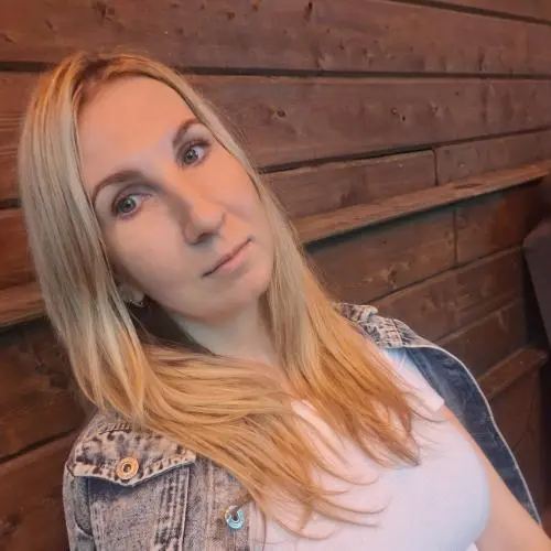 Анна Минаева