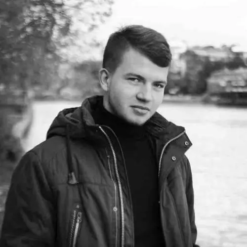 Андрей Беляев