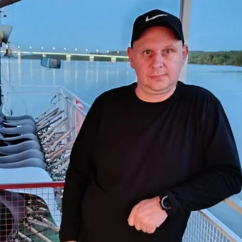 Андрей Наронский