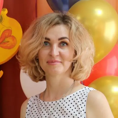 Алёна Абакумова