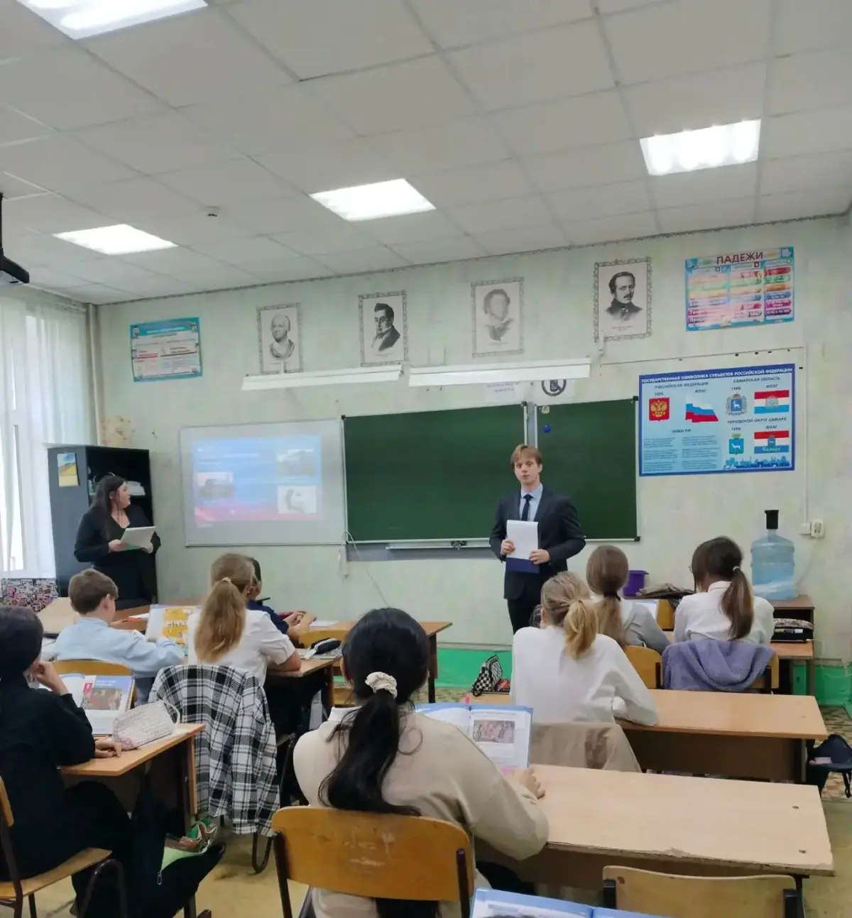✉️ С волонтерами провели открытый урок для детей | Сетка — социальная сеть от hh.ru
