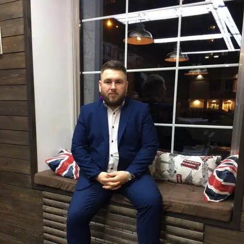 Дмитрий Петров
