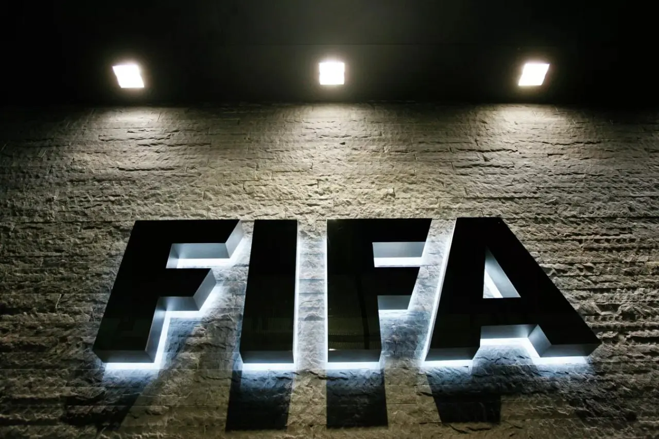 Вега объявил о намерении участвовать в выборах президента ФИФА
#Cпорт #Футбол #ФИФА #Выборы #Эксклюзив #Вега | Сетка — социальная сеть от hh.ru