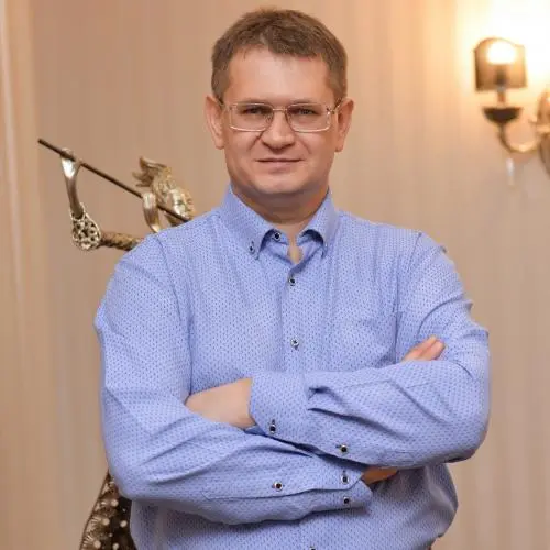 Дмитрий Кононов