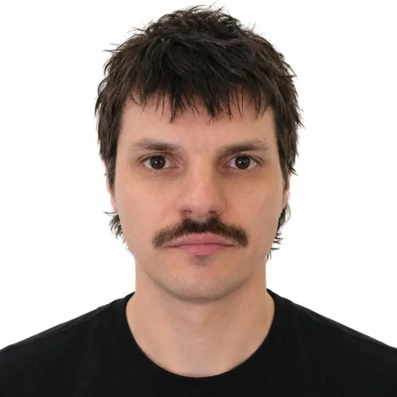 Леонид Захаров