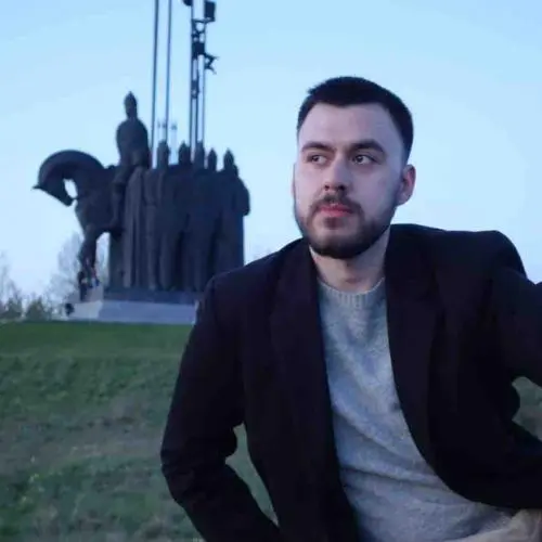 Дмитрий Джура
