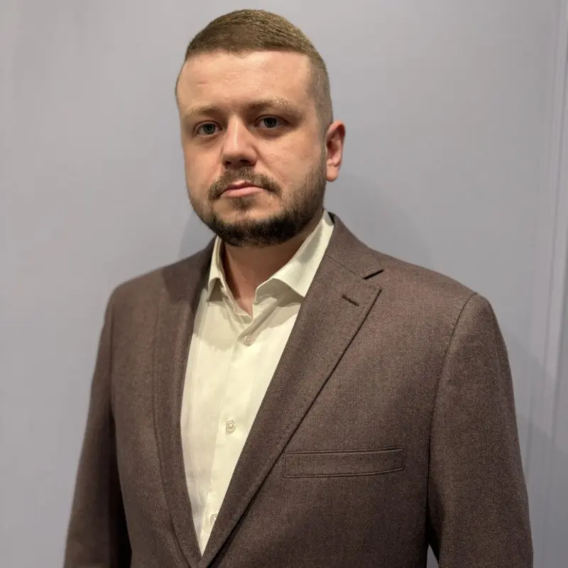 Александр Шаров