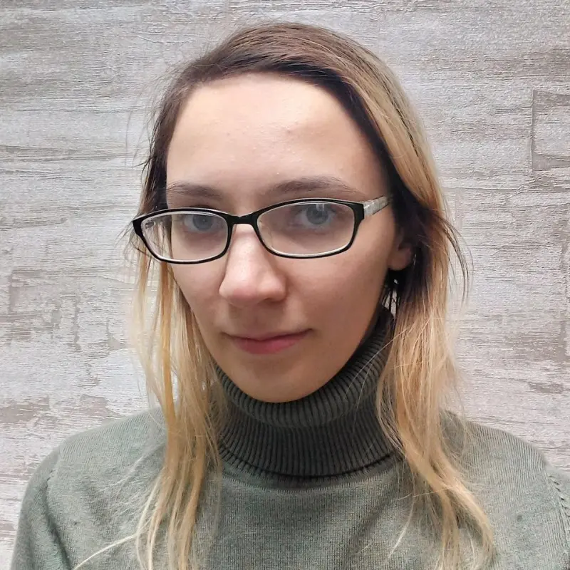 Анна Селезнева