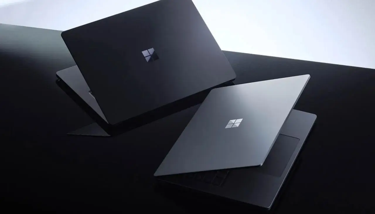 Microsoft представила Surface Laptop Ultra – свой самый мощный ноутбук с процессором NVIDIA
Собрал немного характеристик:
• Алюминиевый корпус, толщина – менее 18 мм, вес – 2 кг
• Дисплей – 15 дюймов,... | Сетка — социальная сеть от hh.ru