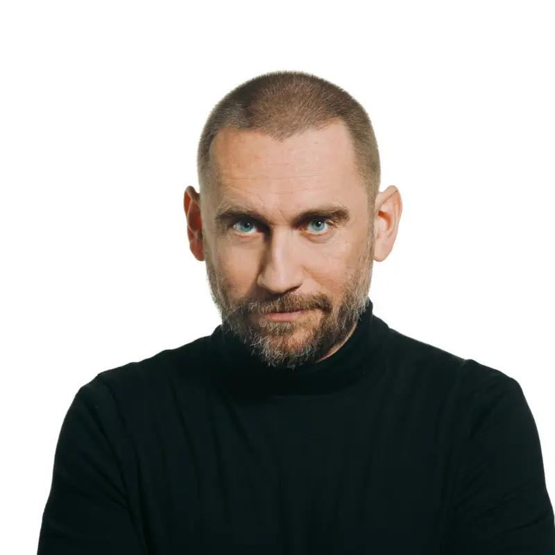 Николвй Попов