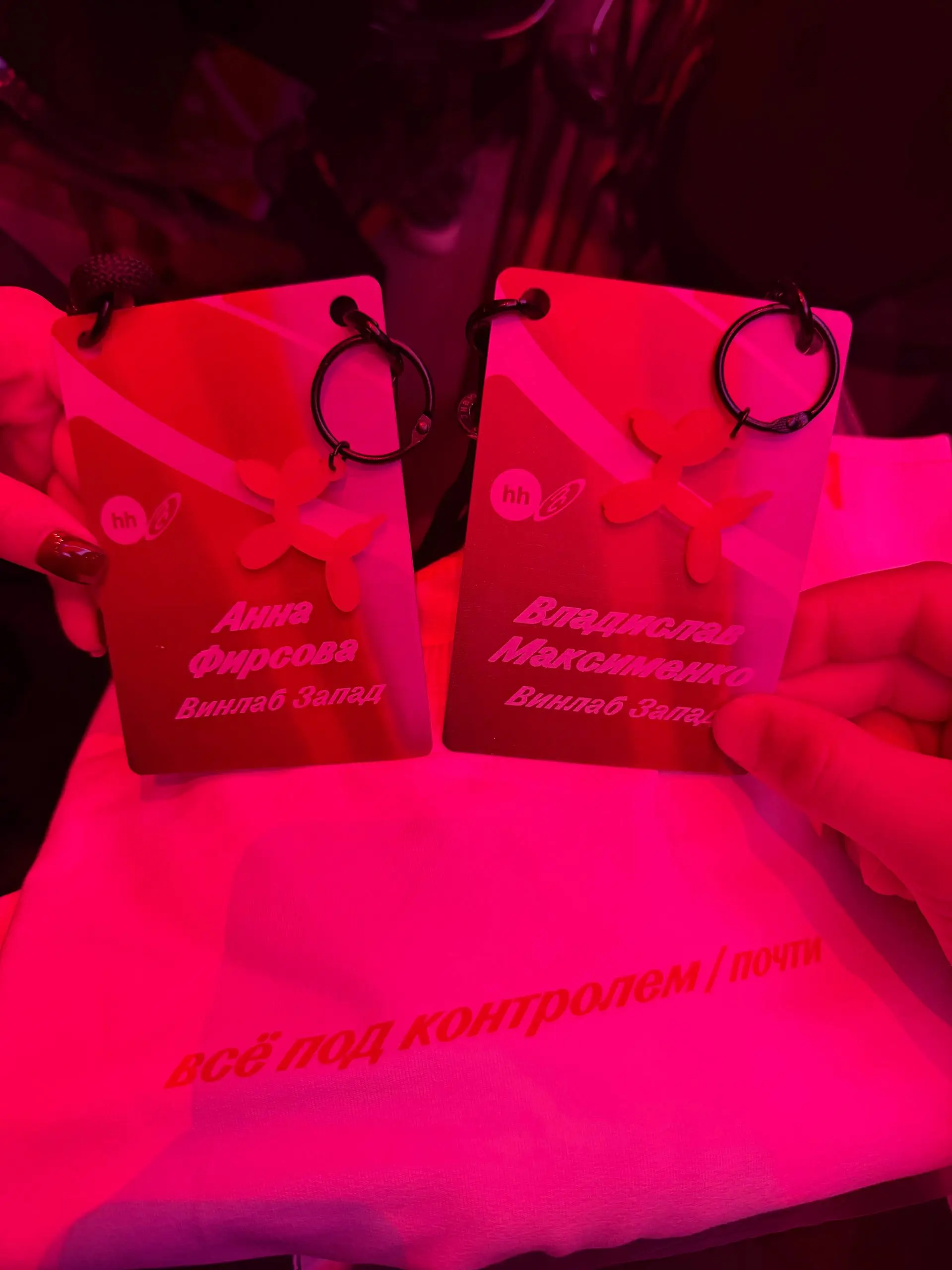 Сегодня побывал на HeadConf от hh.ru. Обсуждали будущее работы, людей и технологий. Впечатлений много, и моя оценка сразу: 10/10 🔥
Организация и площадка TAU, конечно, что-то на богатом | Сетка — социальная сеть от hh.ru
