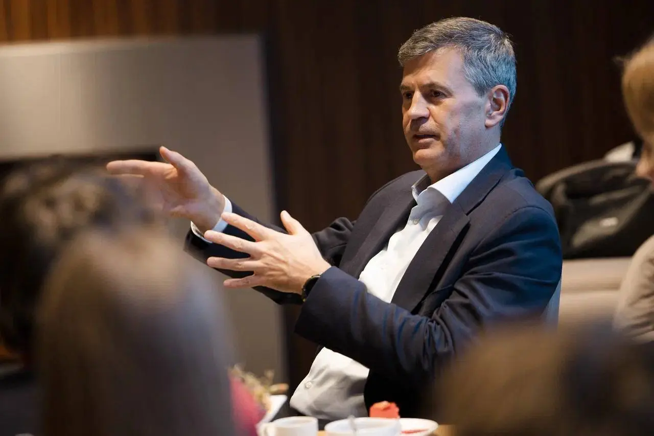 По итогам первого месяца учебы решил встретиться с первокурсниками - активными участниками нашей адаптационной программы «Дни ориентиров» | Сетка — социальная сеть от hh.ru