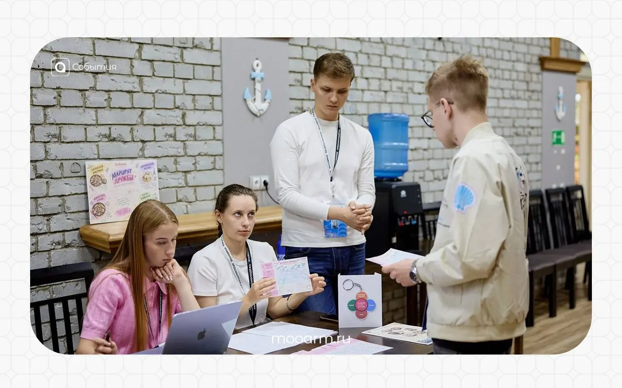 🌊 Владивосток, форум «На волне» – это было круто!
С 26 по 30 сентября руководитель самарского регионального отделения Ассоциации региональной молодёжи Александр Щипов принял участие в окружном молодёж... | Сетка — социальная сеть от hh.ru