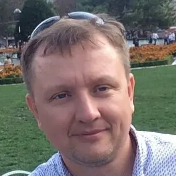 Роман Иконников