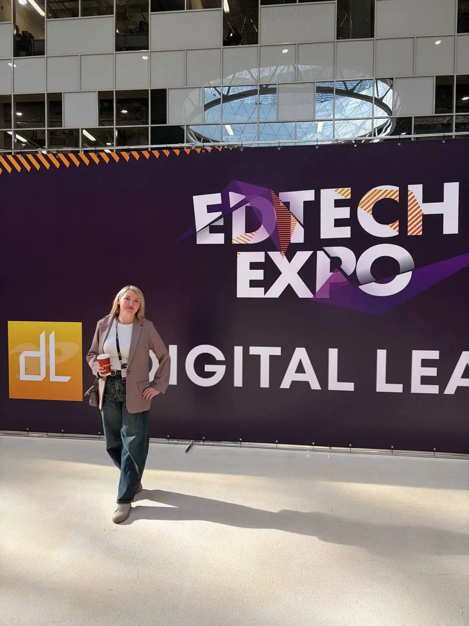 Второй день EdTech Expo в Сколково. Больше всего запомнилось выступление Тани Маричевой, уже два года состою в её сообществе, и ноавится | Сетка — социальная сеть от hh.ru