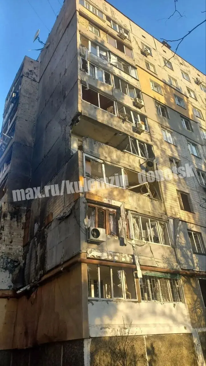 ⚡️ По поступившей информации, в результате атаки БПЛА в Киевском районе ранение получила женщина 1967 г.р.
⚫️ Пострадавшей оказана квалифицированная медицинская помощь | Сетка — социальная сеть от hh.ru