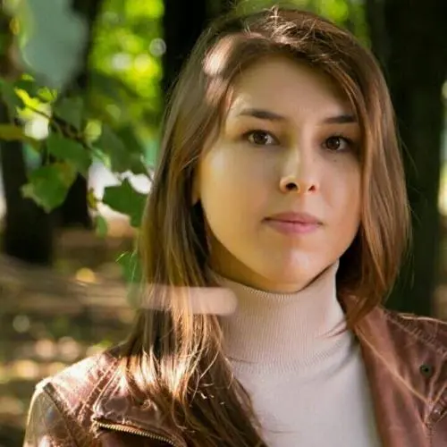 Алина Башарова