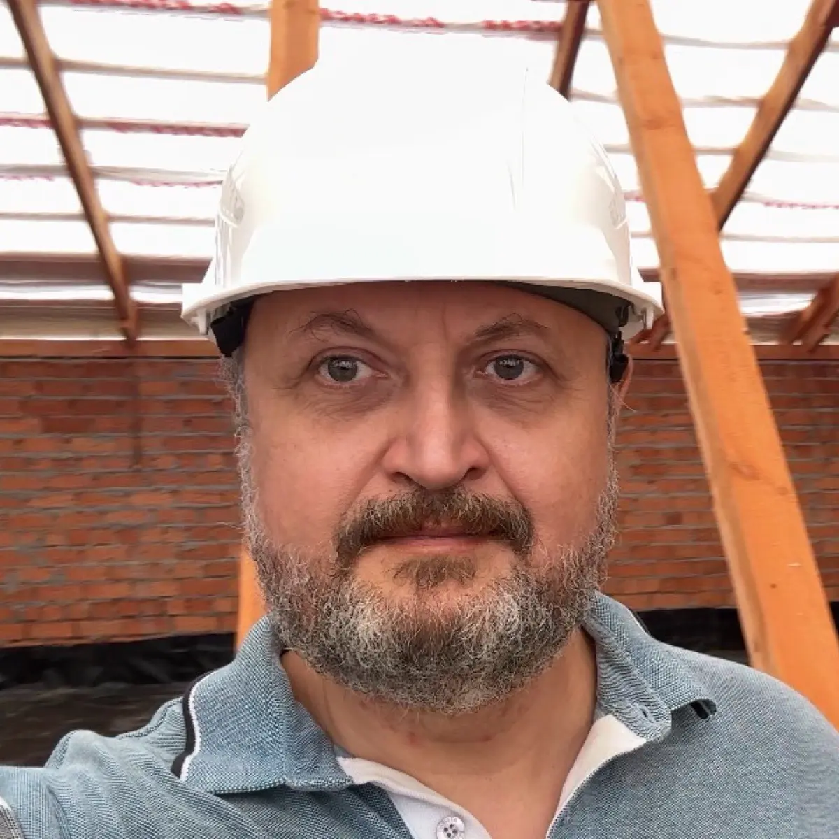 Станислав Романов