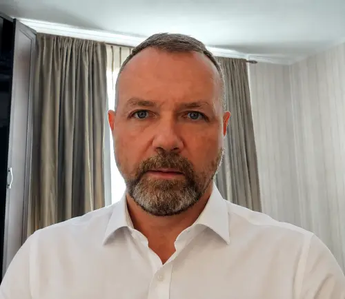 Юрий Мезенцев