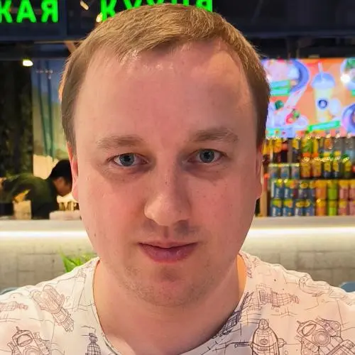 Руслан Изъюров