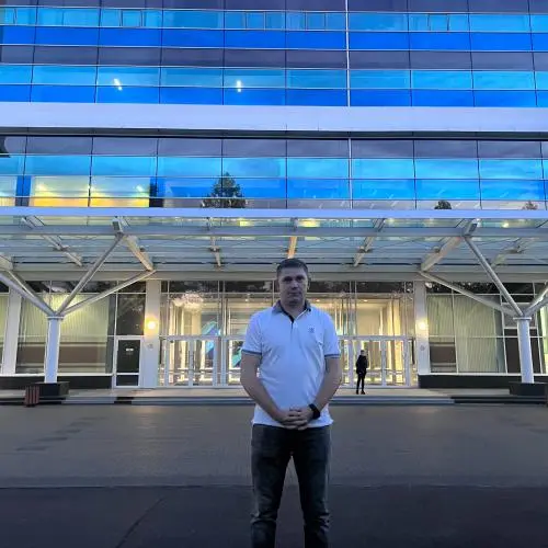 Дмитрий Иванов