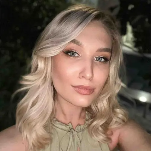 Софья Плотникова