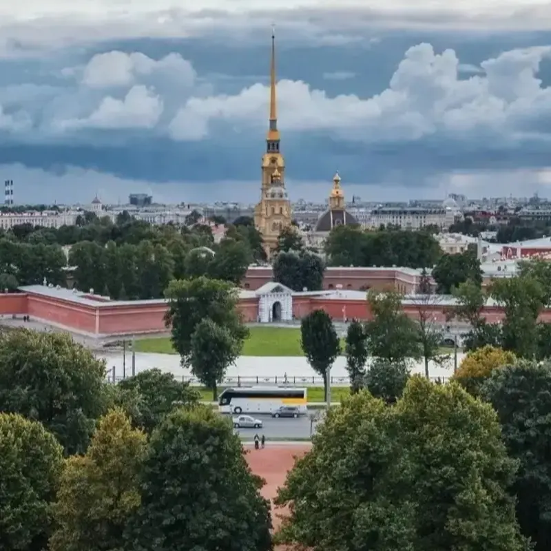Анна Захарова