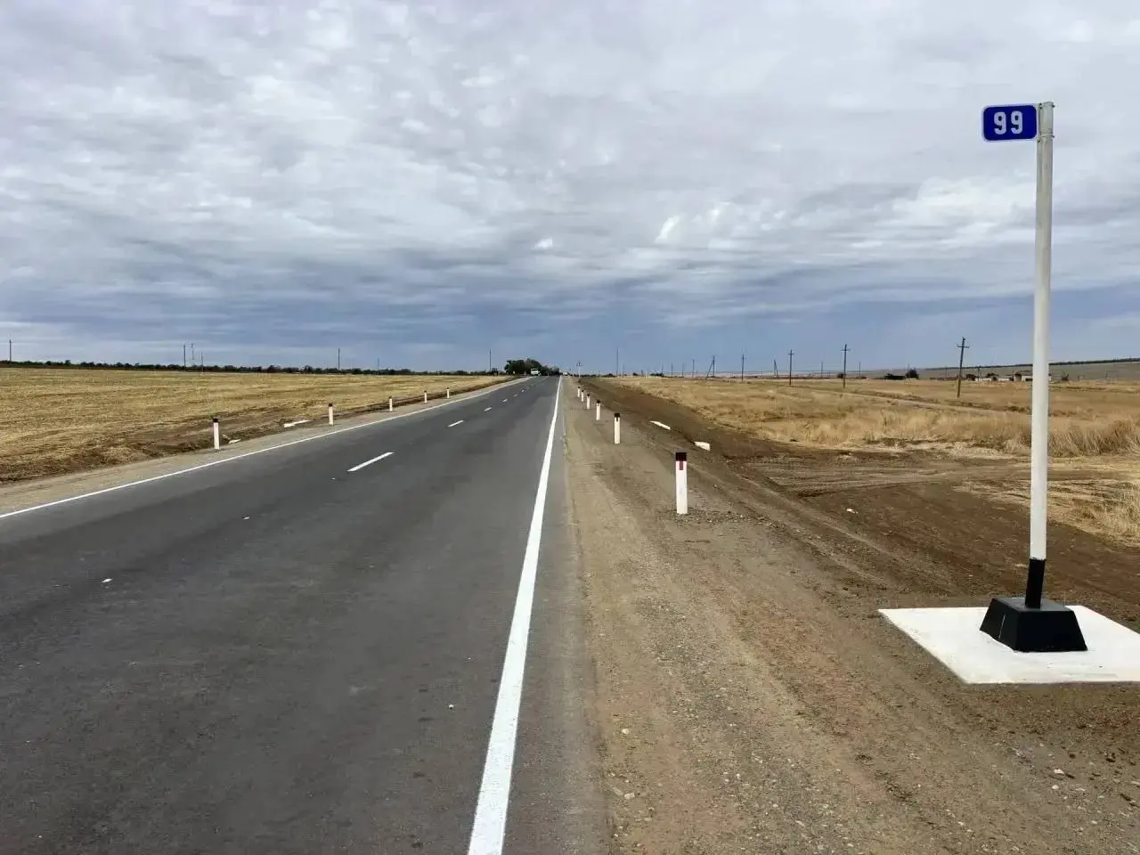 🚧 На Ставрополье отремонтировали 6 км трассы «Урожайное – Турксад – Арзгир»
На участке обновили покрытие, укрепили обочины и привели в порядок элементы безопасности | Сетка — социальная сеть от hh.ru
