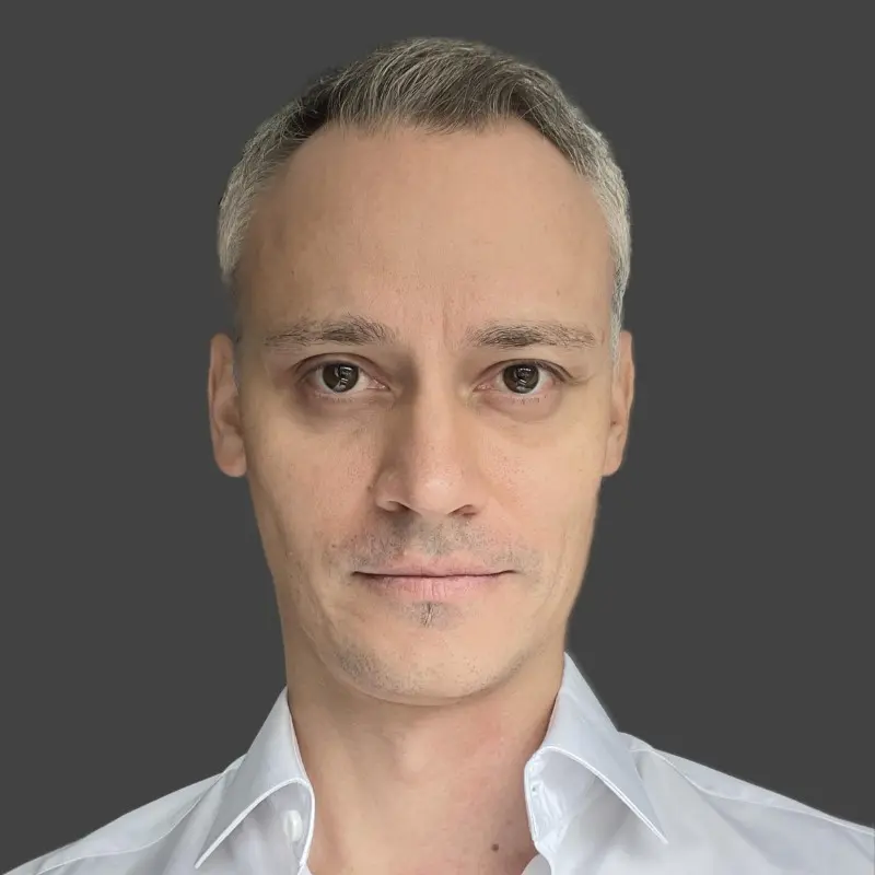 Александр Владимиров