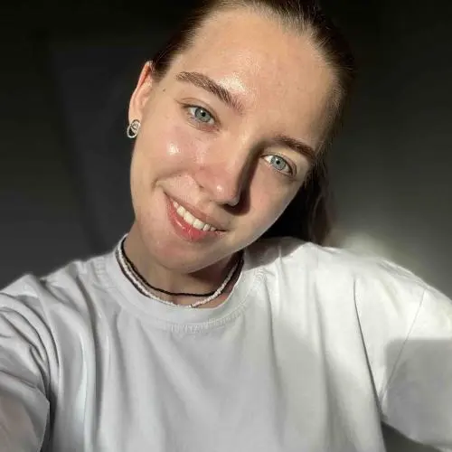 Полина Алешина 