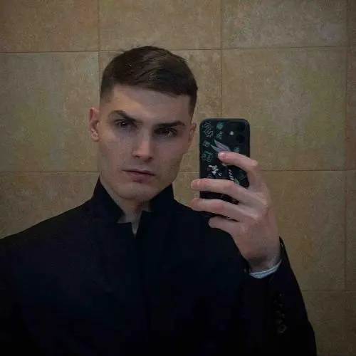 Дмитрий Иванов