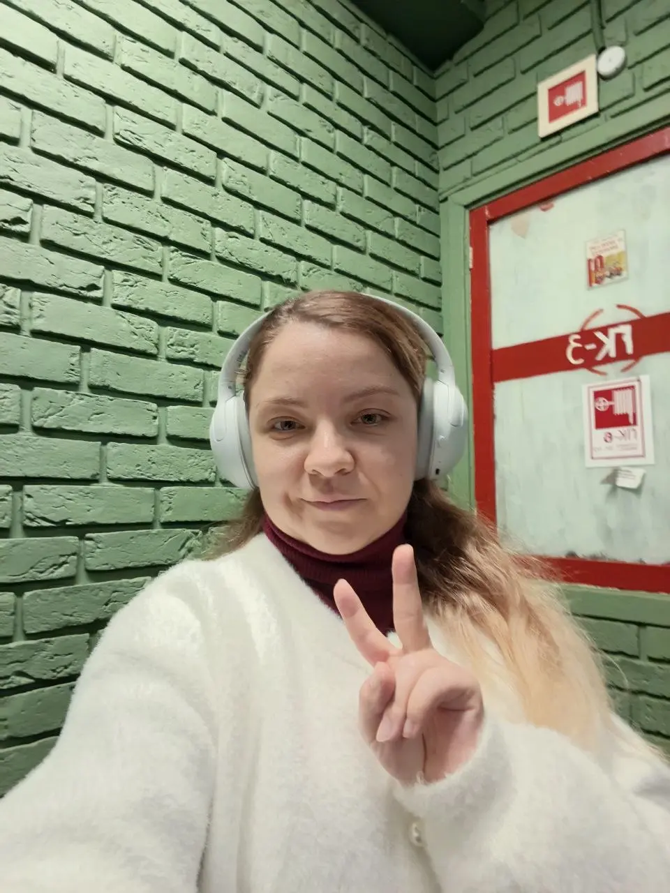 Это я довольная еду с завершающей съёмки контента 🤩 без форс-мажоров не обошлось | Сетка — социальная сеть от hh.ru