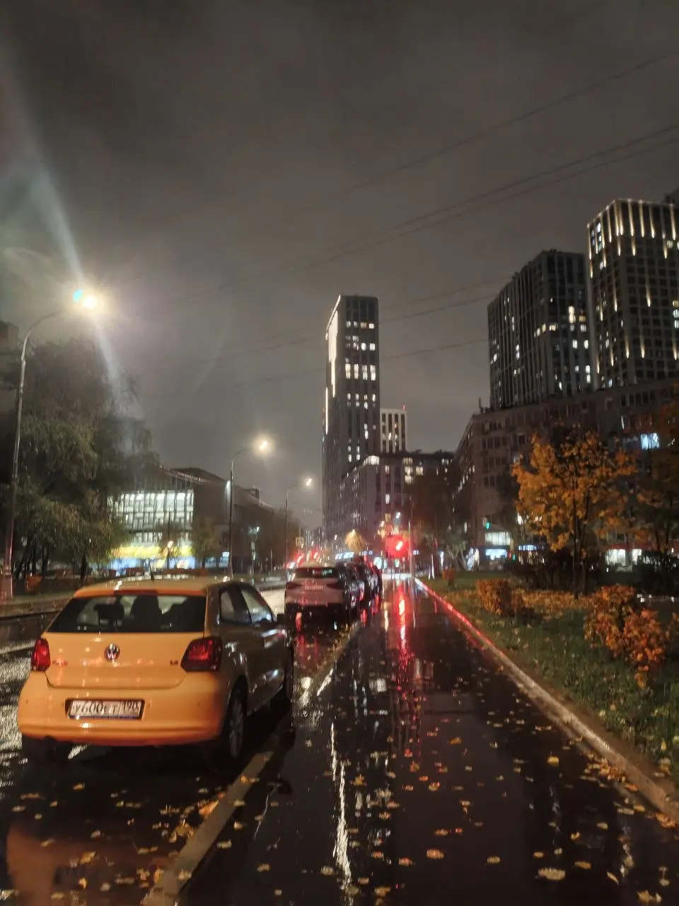 Это я довольная еду с завершающей съёмки контента 🤩 без форс-мажоров не обошлось | Сетка — социальная сеть от hh.ru