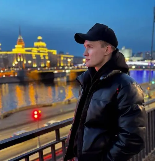 Илья Алексеев
