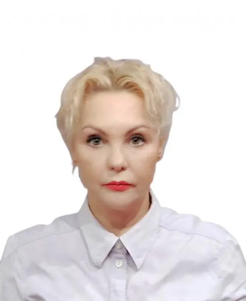 Елена Тауснева