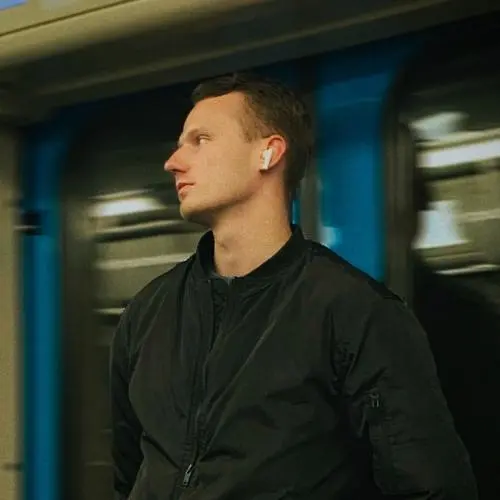 Павел Мельник