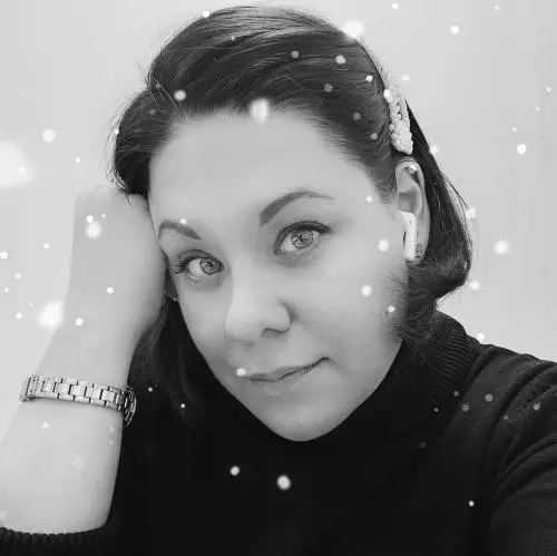 Юлия Шмелева