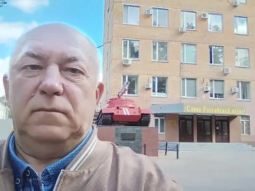 Алексей  Маклаев