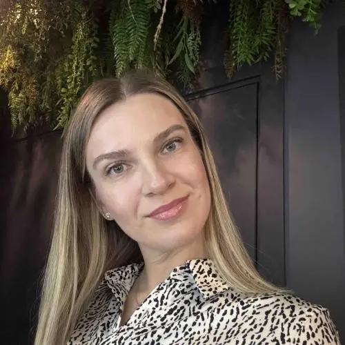 Анна Амплеева