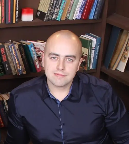 Дмитрий Шинаев