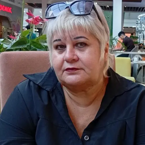 Елена Ч