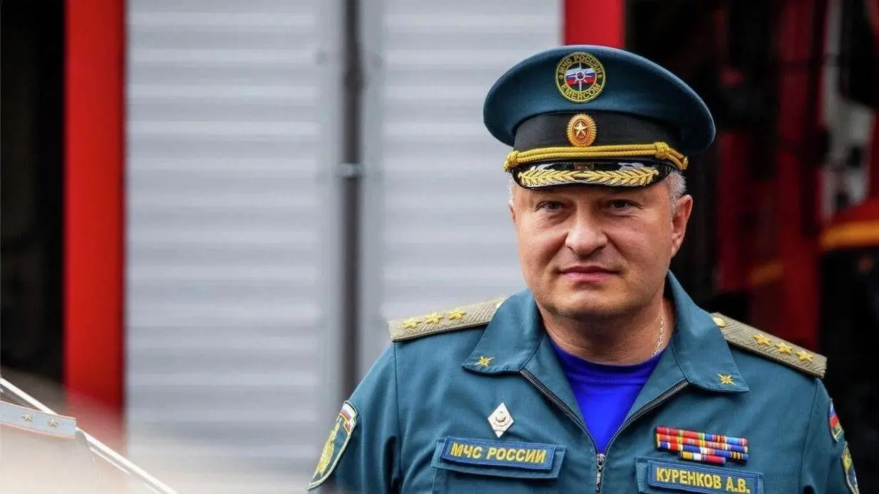 Куренков подарил огнетушитель Ким Чен Ыну: видео и детали 🧯🔥 | Сетка — социальная сеть от hh.ru