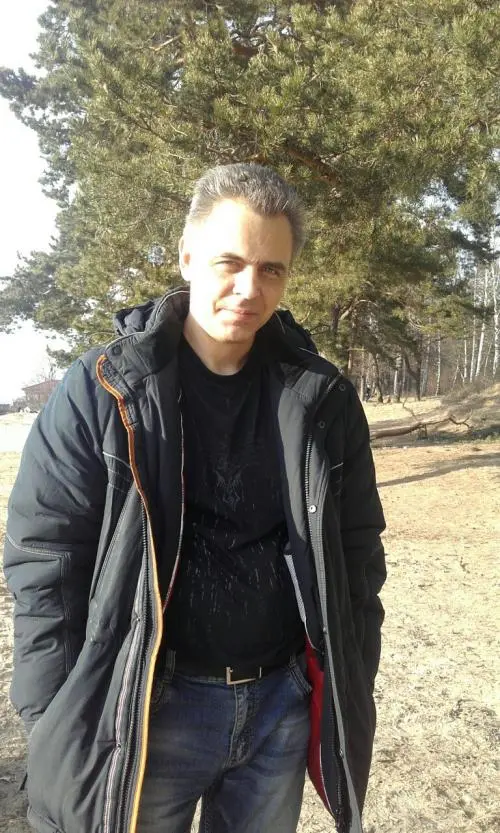 Владислав Тихомиров