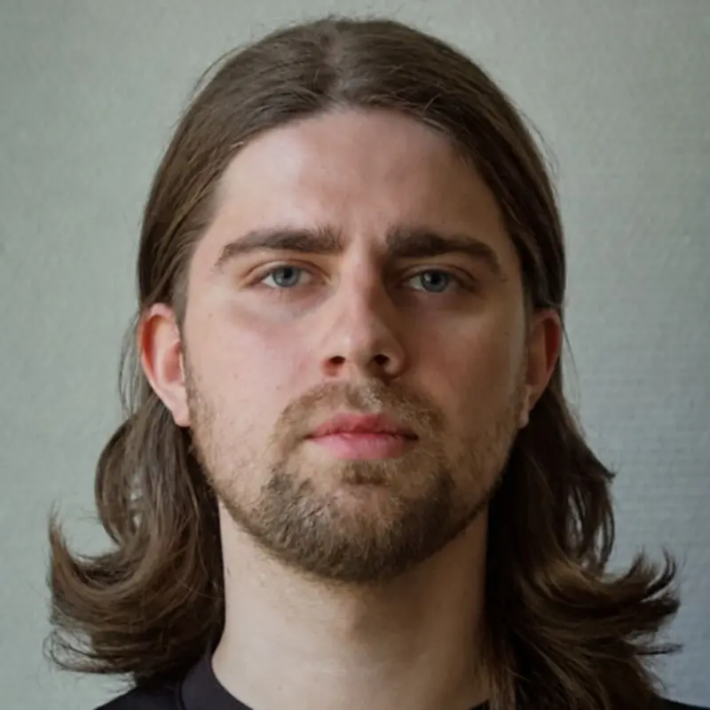 Антон Ковалев