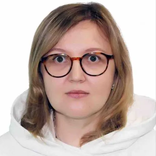 Юлия Сальникова