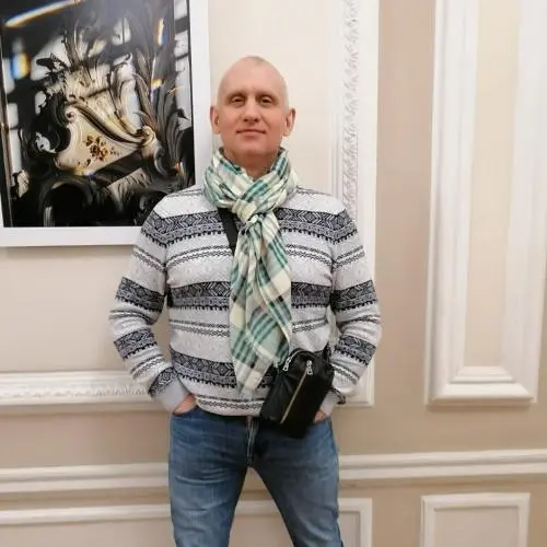 Александр Захаров