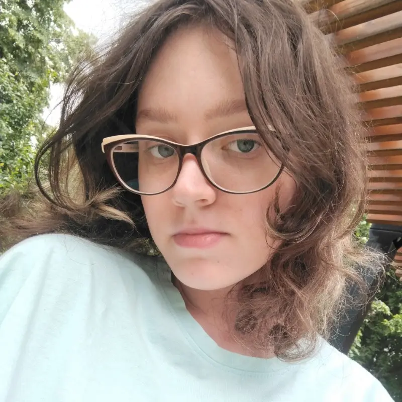Юлия Костадинова