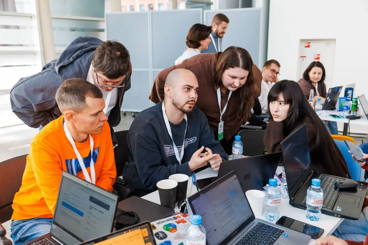 🏆 Наша команда — в числе победителей IT-пробленки от Яндекс | Сетка — социальная сеть от hh.ru
